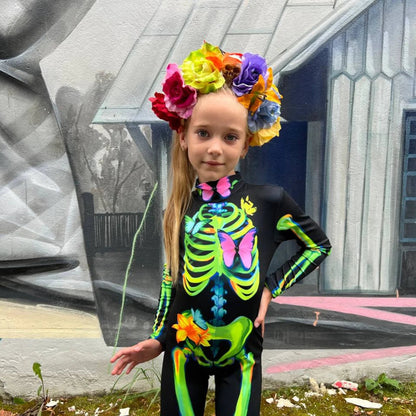 Festive floral skull headband to style a princess costume, turquoise petals – Kate Princess Dress.