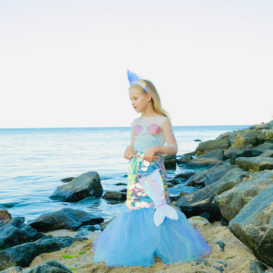 mermaid costume, sequins holographic — close-up of sparkling bodice — Kate Princess Dress