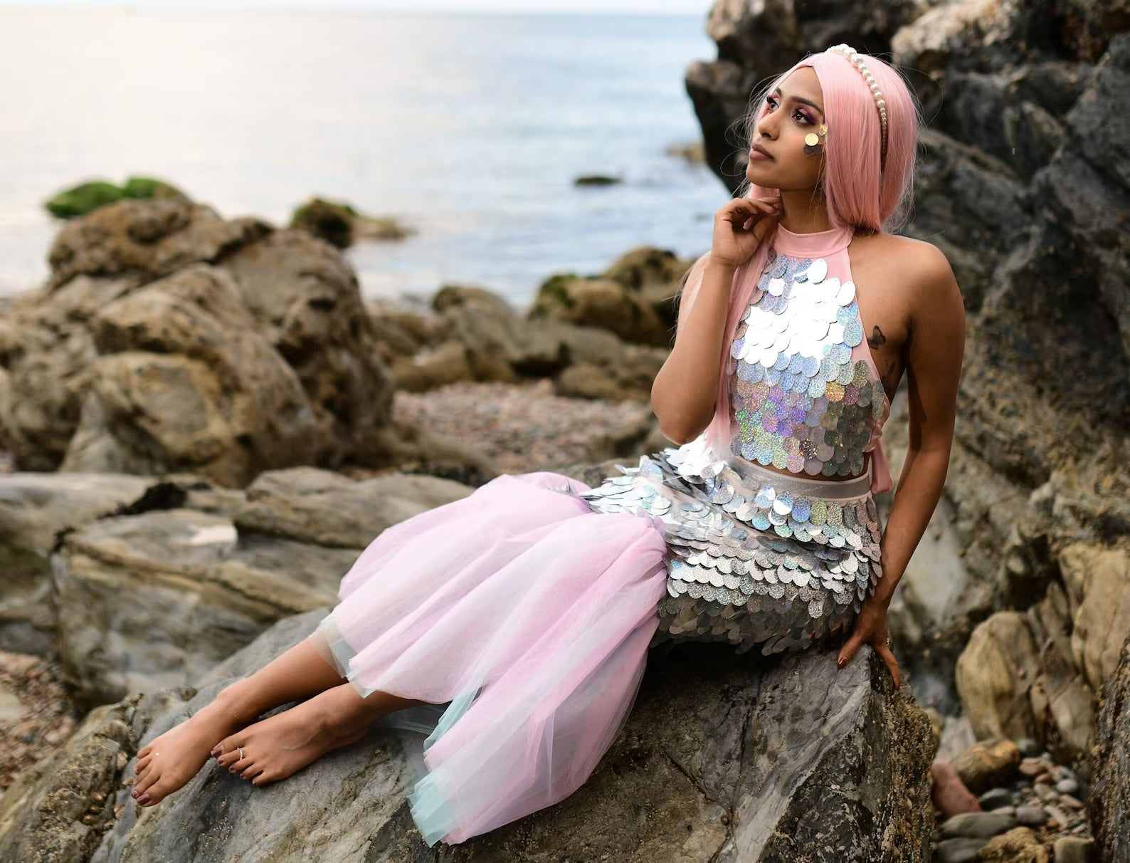 Shimmering Silver Mermaid Tail Halloween Costume for Adults - Silver fish Skirt and Top Set