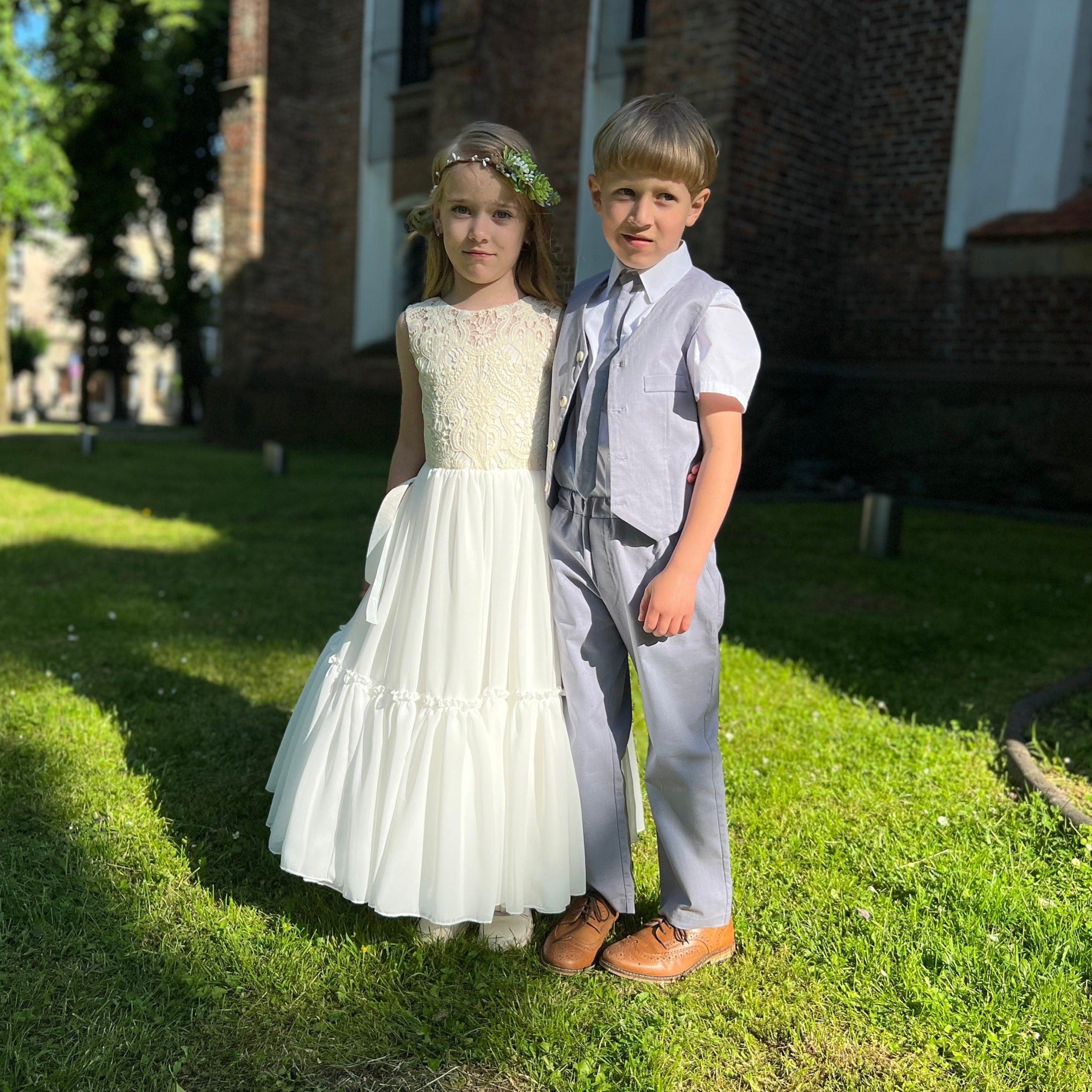 Boy Linen Grey Suit With Suspender Pants Vest And Tie