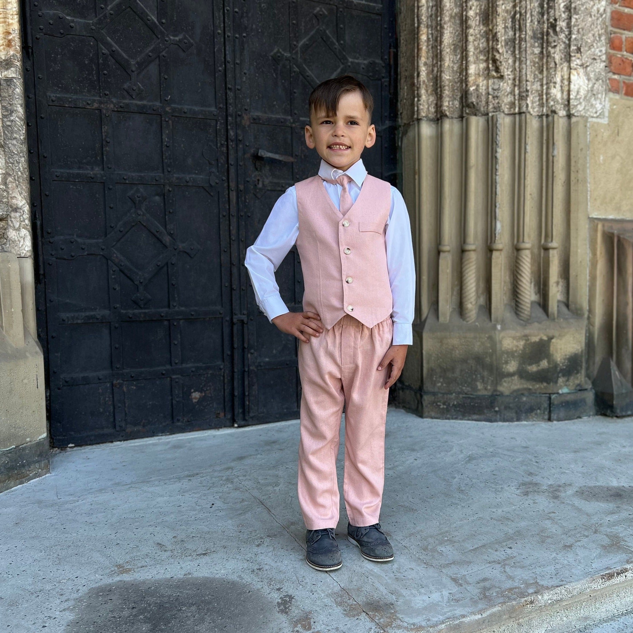 Boy Linen Pink Suit With Suspender Pants Vest And Tie