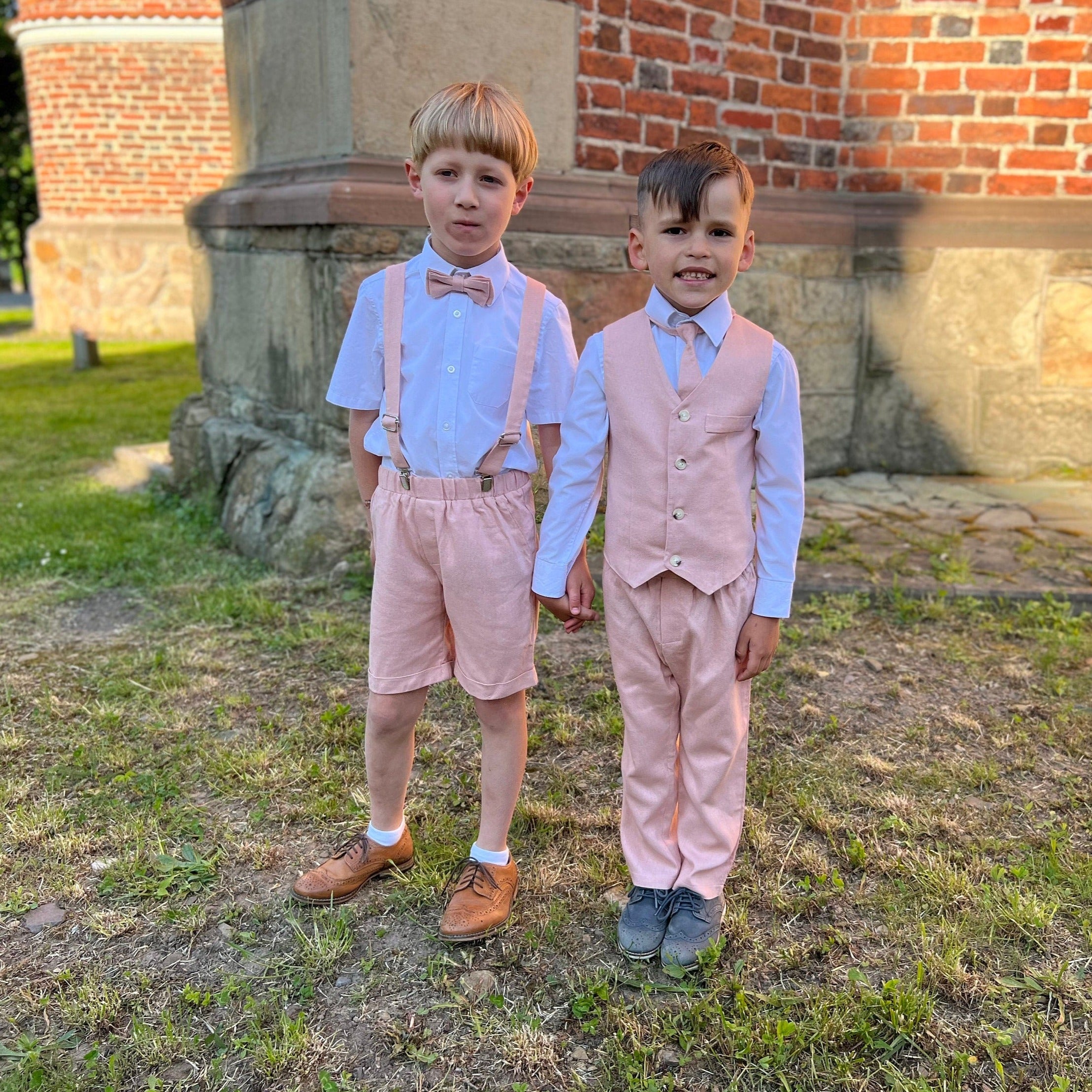 Boy Linen Pink Suit With Suspender Pants Vest And Tie